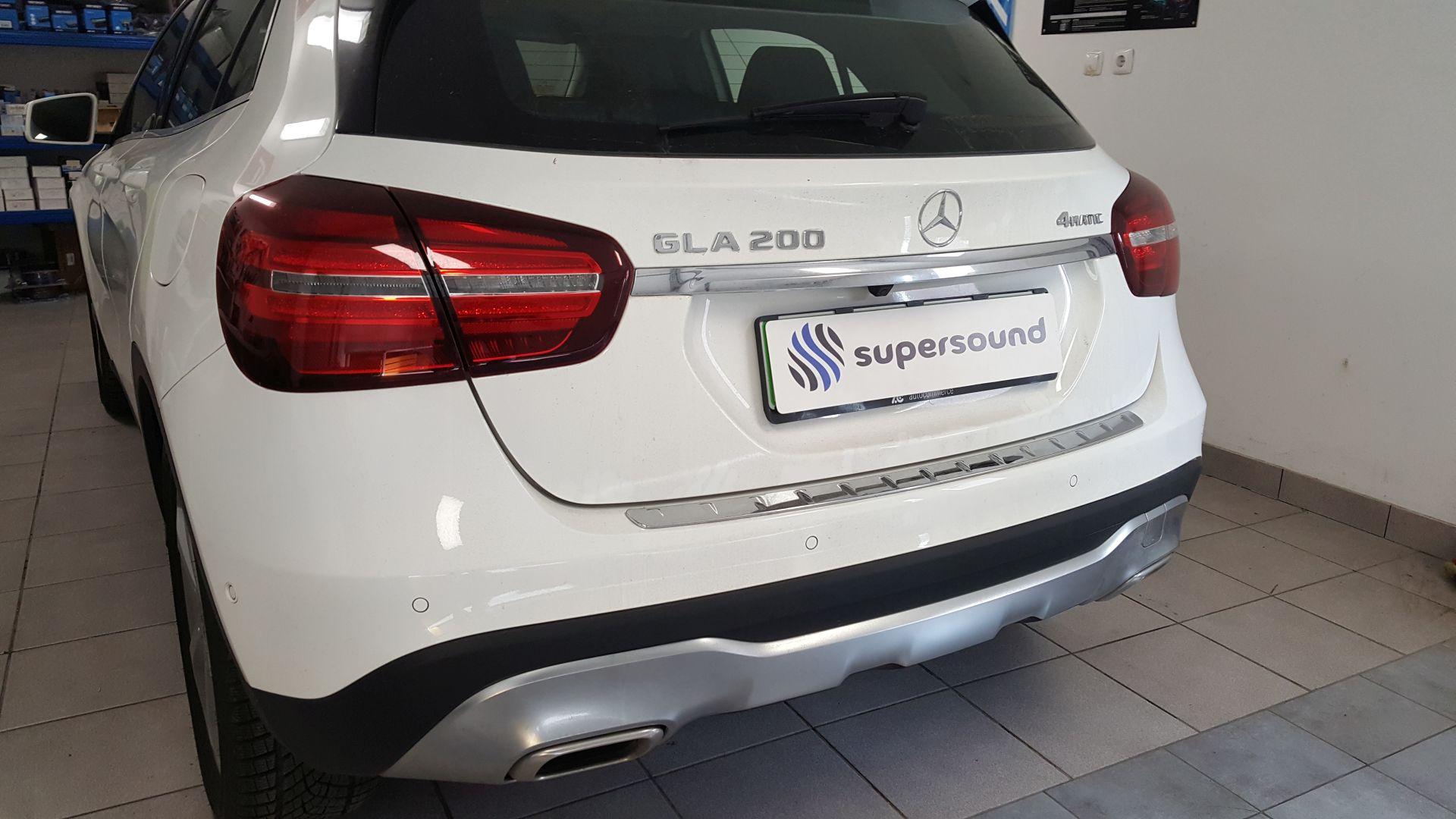 Mercedes GLA (2019): kamera na tovarniškem zaslonu 3