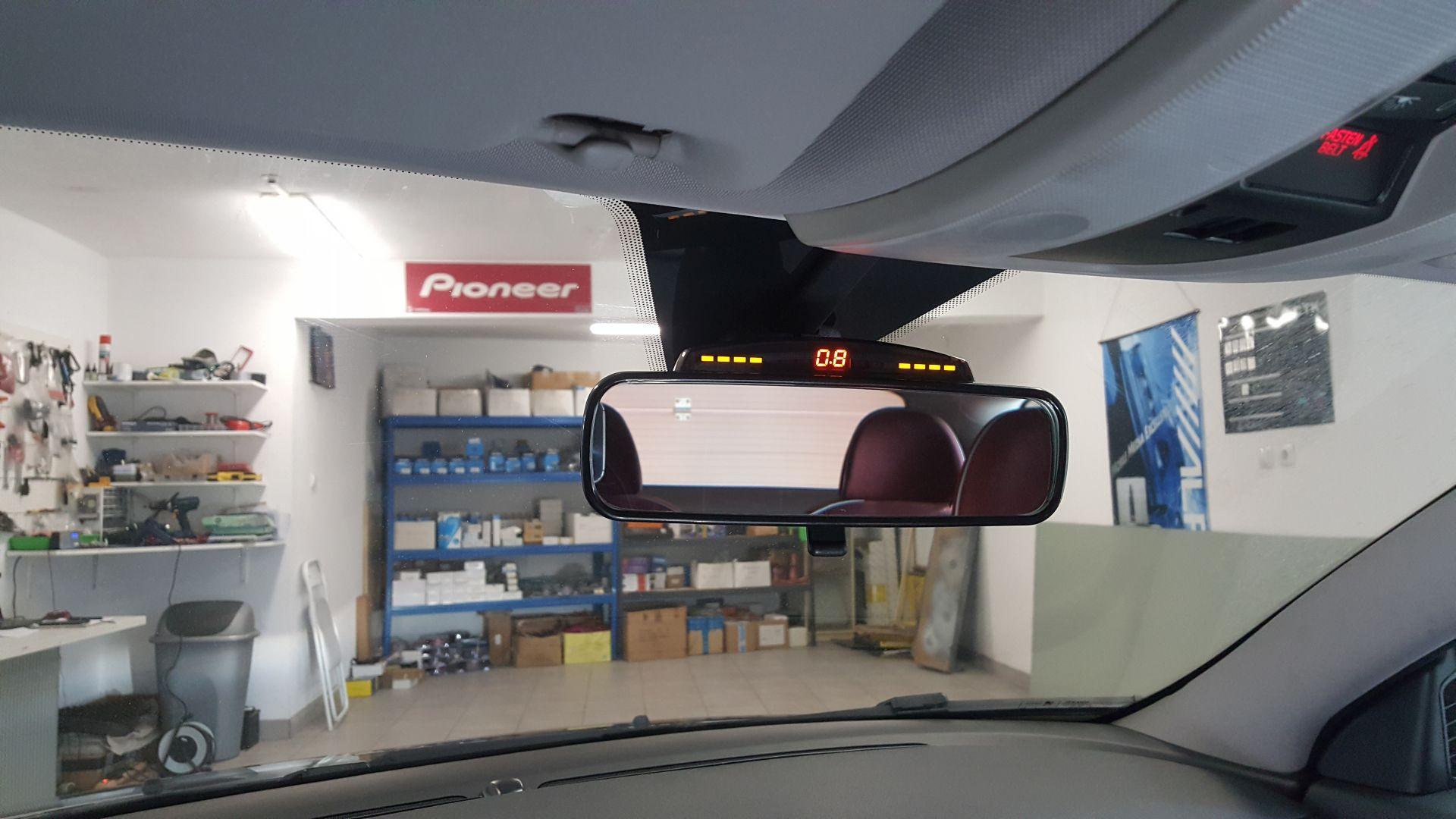 Volvo C30: zadnji parkirni senzorji z LED zaslonom 8