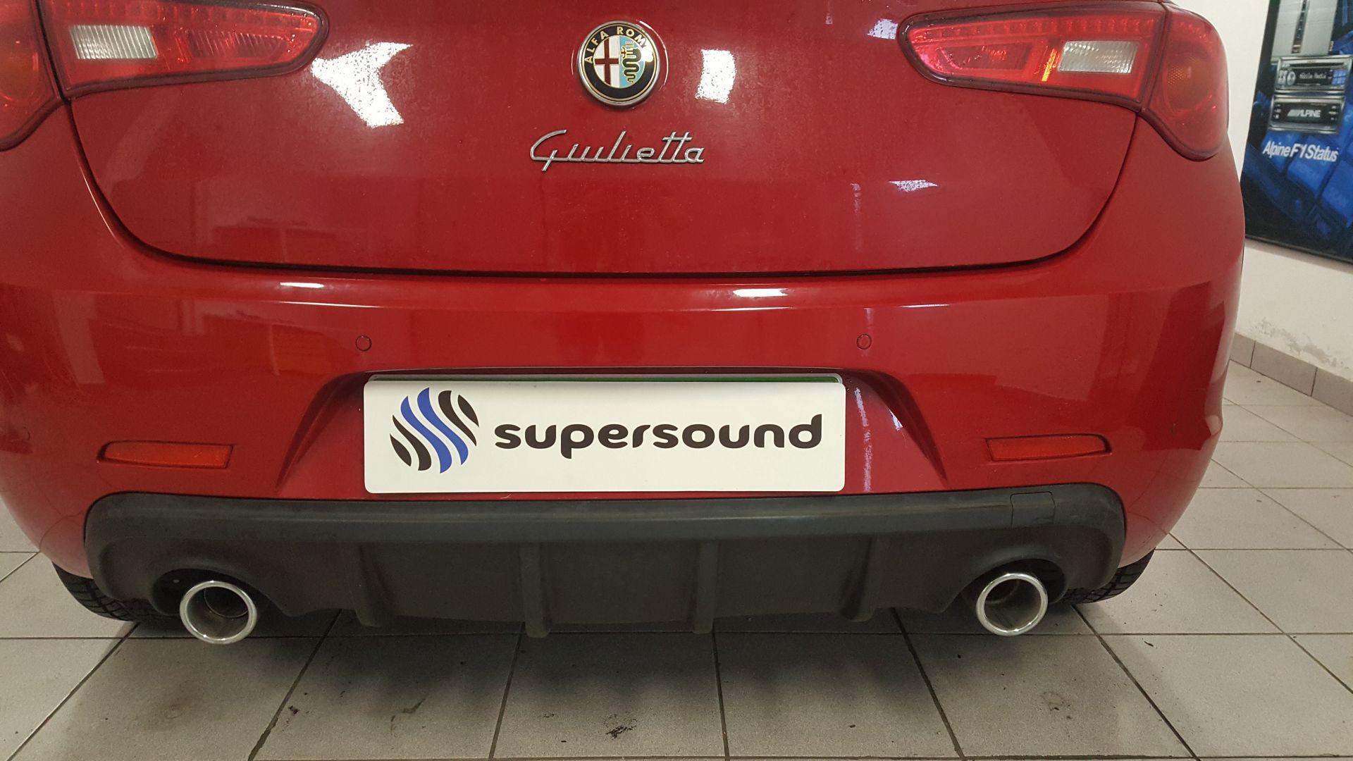 Alfa Romeo Giulietta: parkirni senzorji zadaj 5