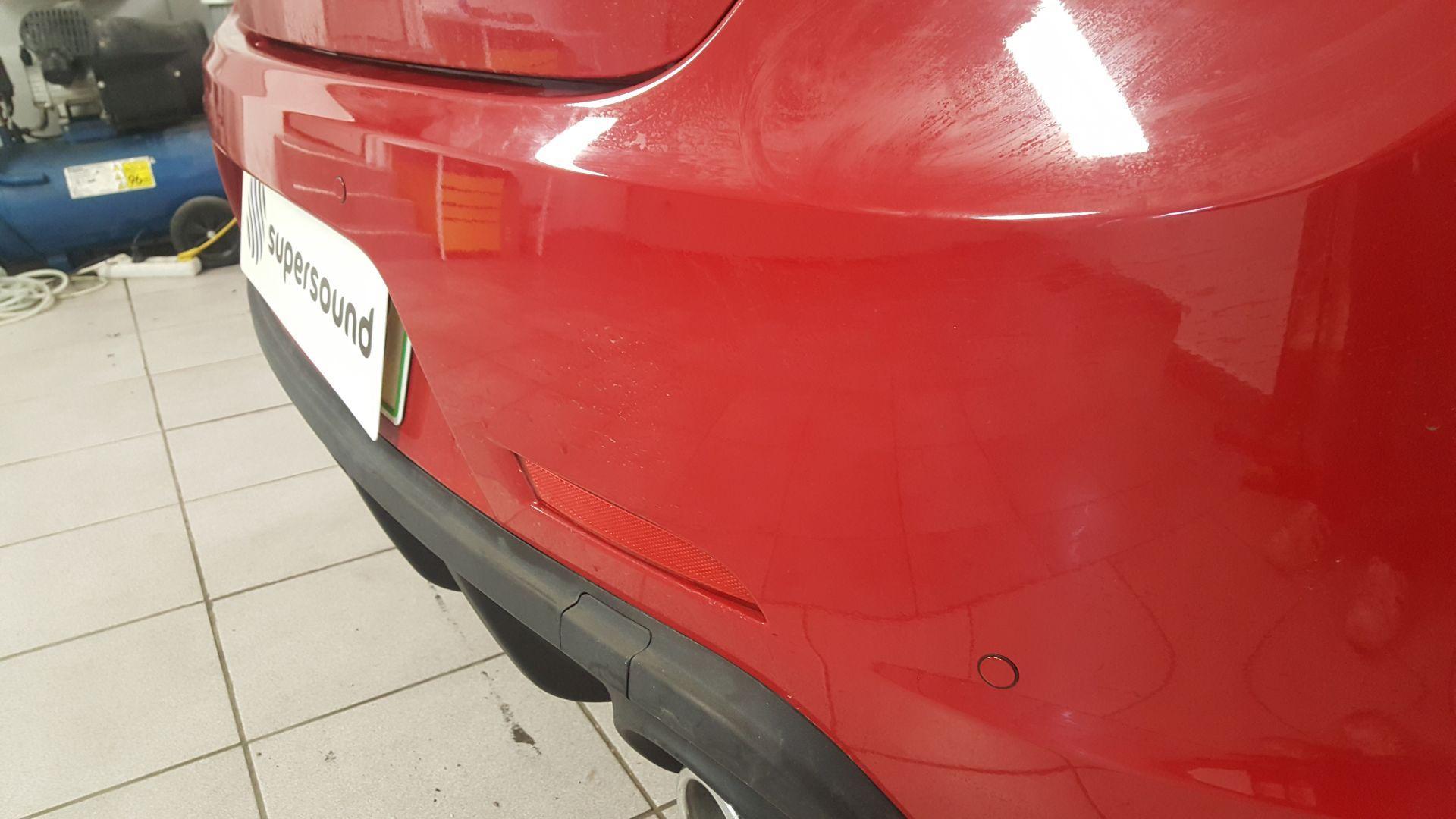 Alfa Romeo Giulietta: parkirni senzorji zadaj 7