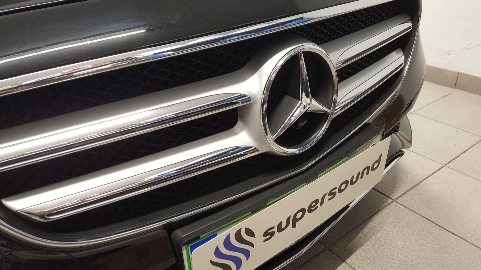 Mercedes E (W213): kamera spredaj in zadaj 4