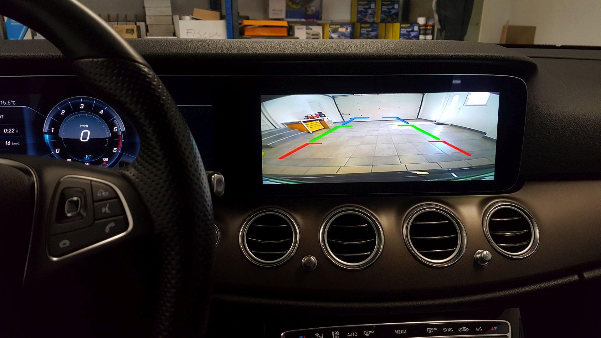 Mercedes E (W213): kamera spredaj in zadaj 11