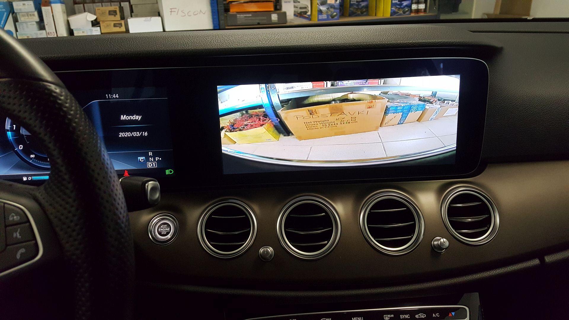 Mercedes E (W213): kamera spredaj in zadaj 14