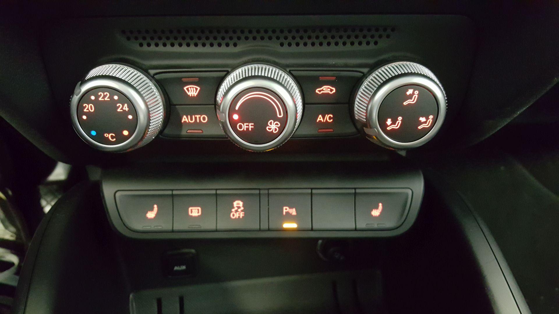 Audi A1 (2017): originalni sprednji senzorji 4