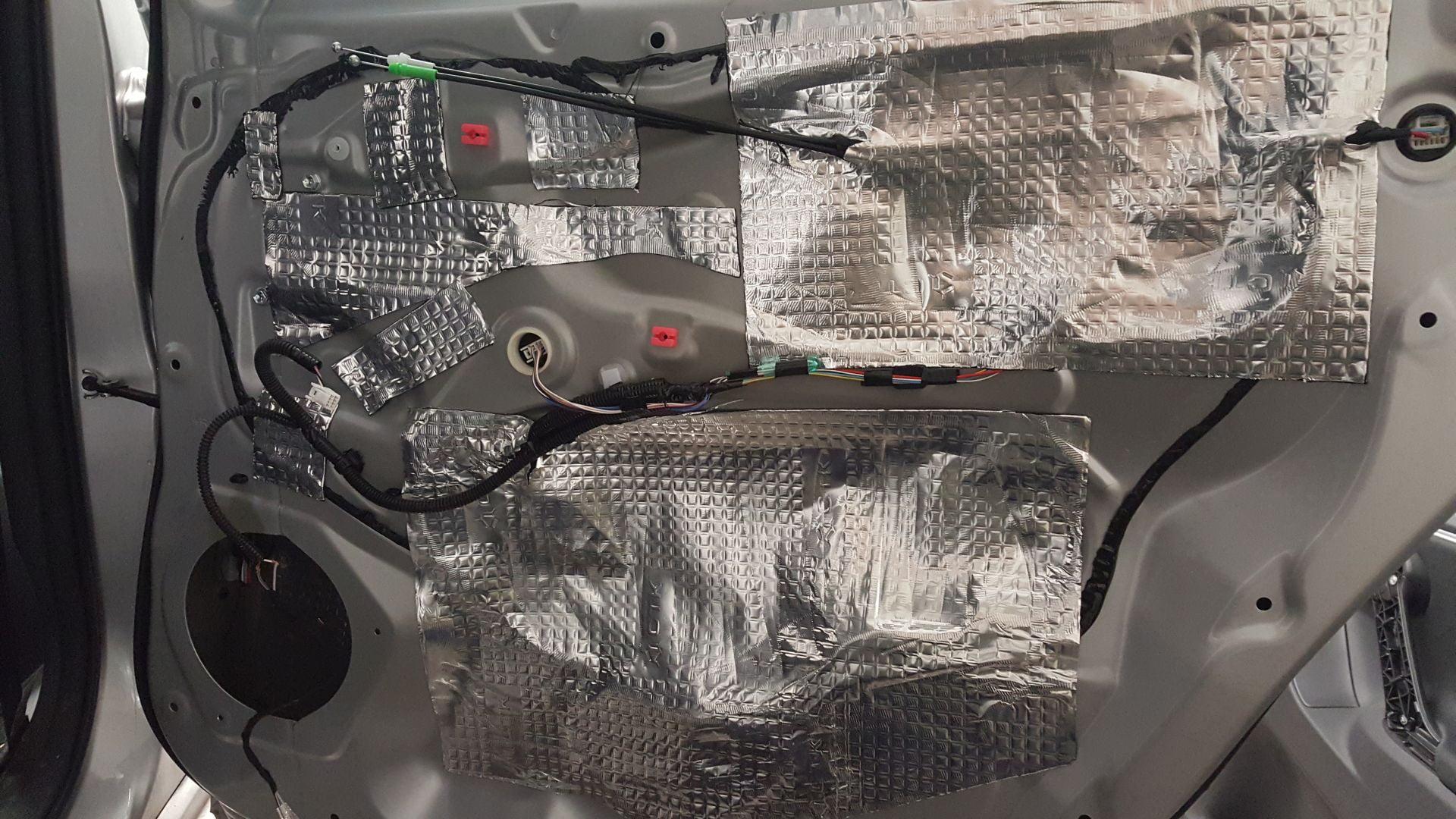 Toyota Corolla Verso (2018): novi zvočniki in izolacija 10