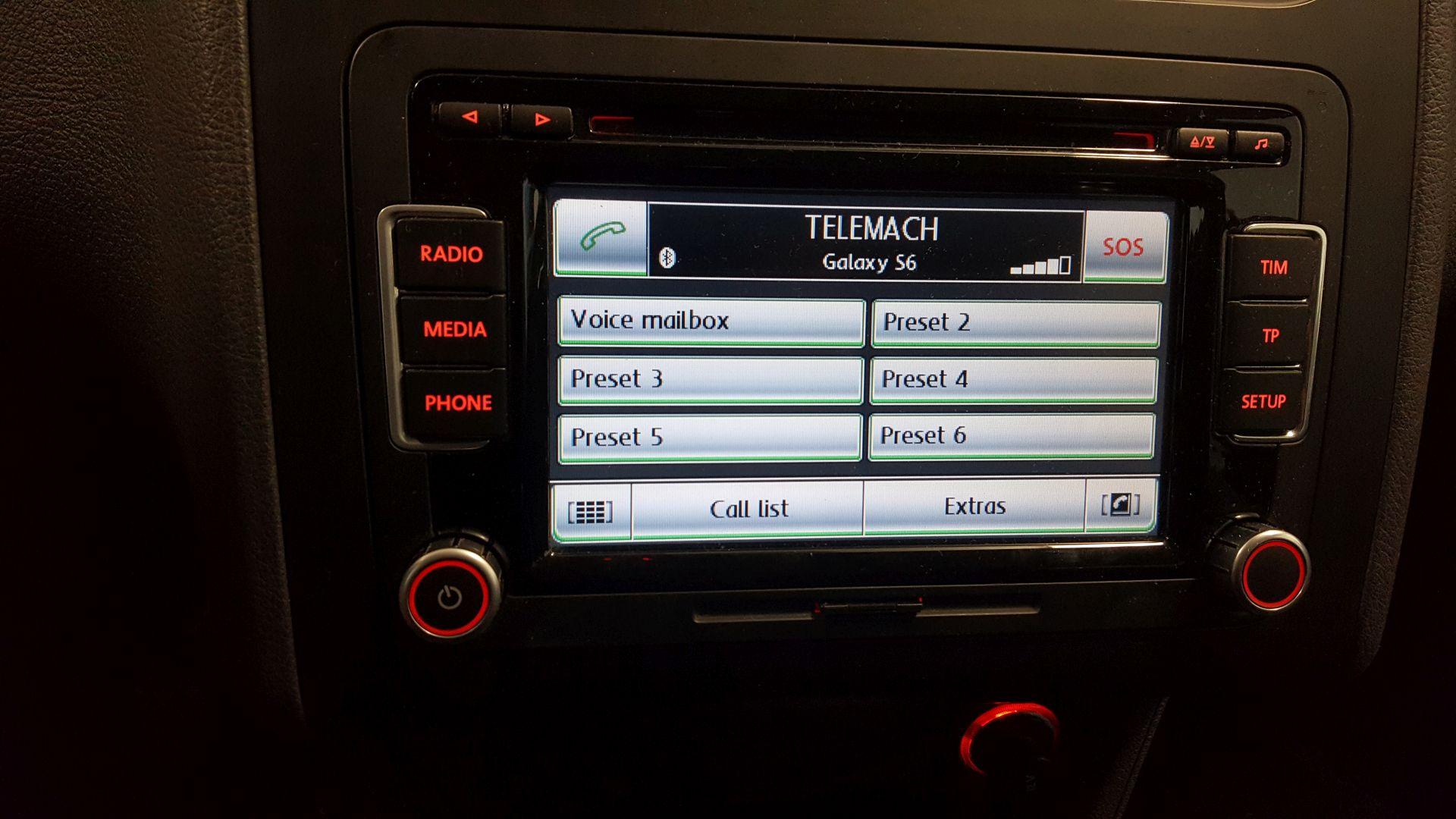 VW Touran: zadnji parkirni senzorji s prikazom 6