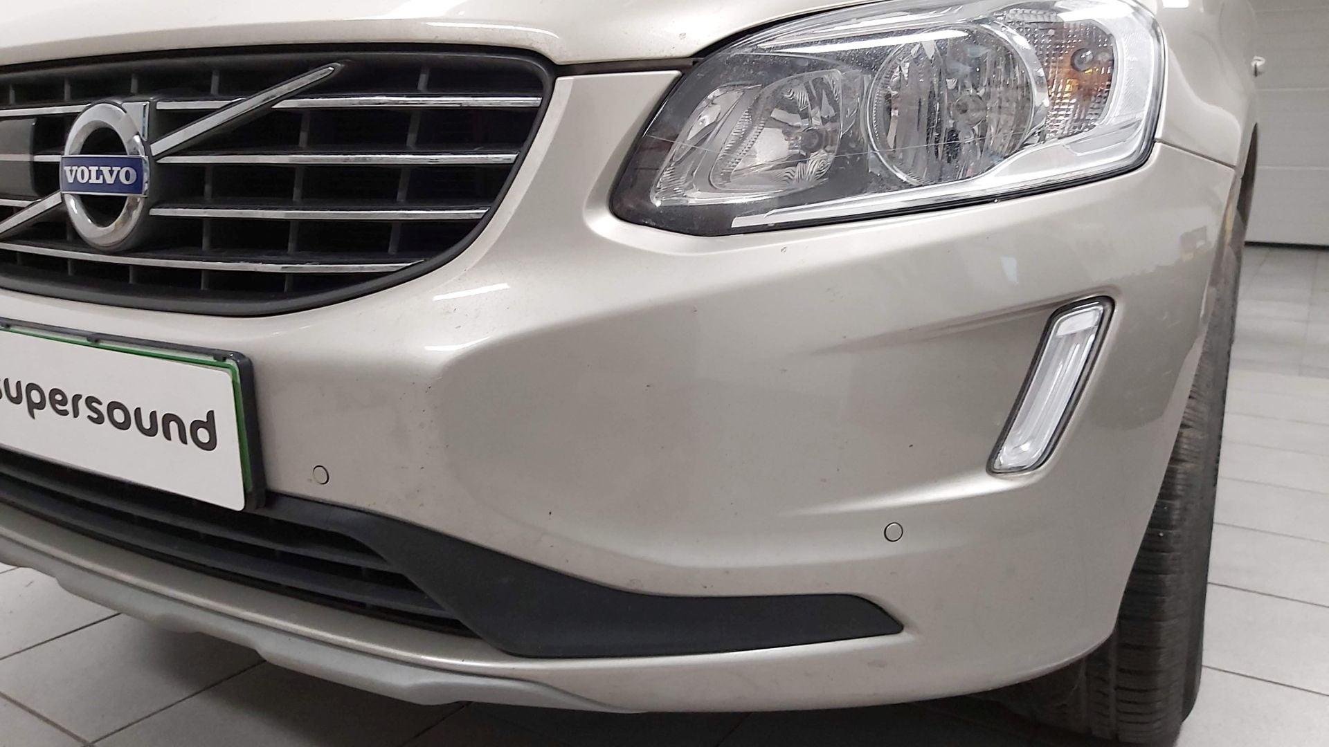Volvo XC60: kamera in sprednji senzorji 3