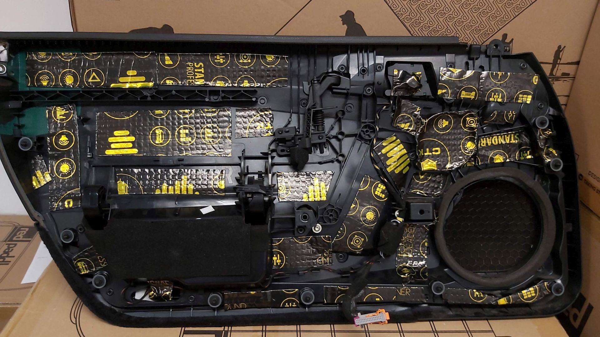 Porsche Boxster (987): nadgradnja ozvočenja 5