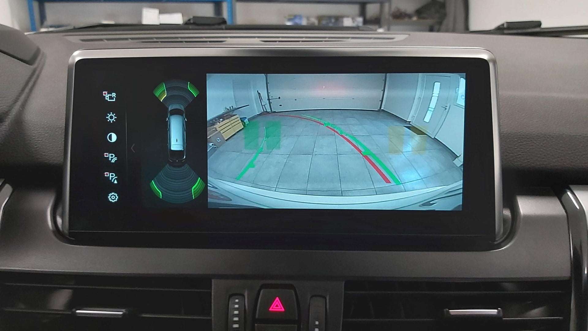 BMW 2 ActiveTourer - kamera na NBT2 7