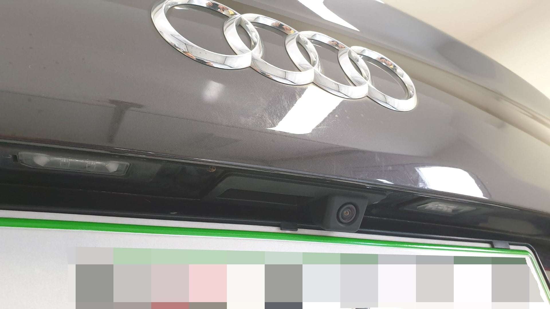 Audi A6 Sedan (2012) - kamera na OEM 3