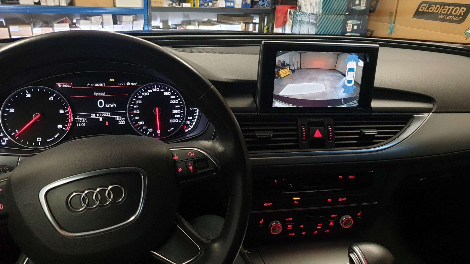 Audi A6 Sedan (2012) - kamera na OEM 4