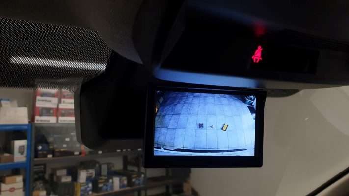 Renault Trafic (2022) – Kamera na 7" LCD 5