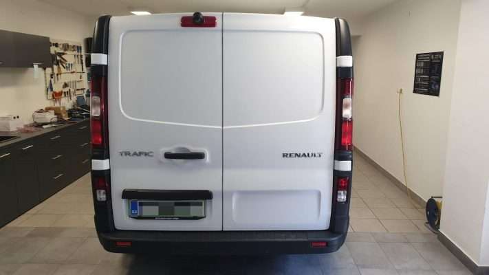 Renault Trafic (2022) – Kamera na 7" LCD 2