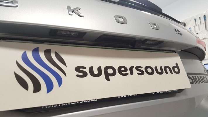 Škoda Scala – kamera na 5" LCD 3