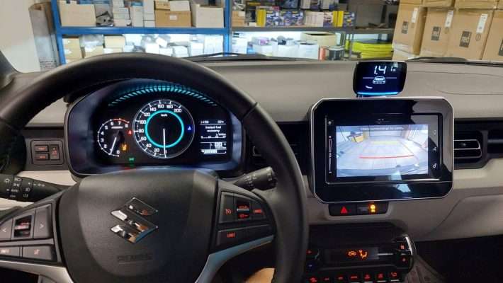 Suzuki Ignis (2019) – Parkirni senzorji spredaj in zadaj z LED zaslonom 6