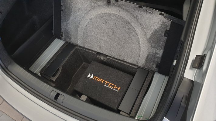 Skoda Octavia (2024) - dodatni subwoofer 3