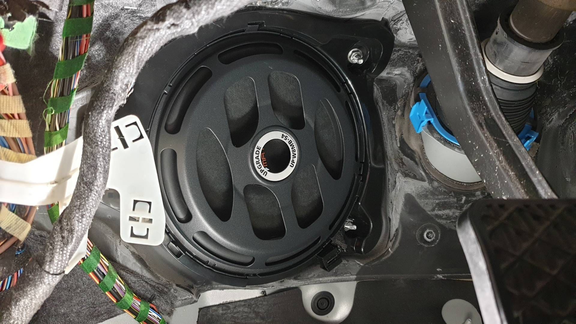 Mercedes C (2015) - Premium nadgradnja ozvočenja 10