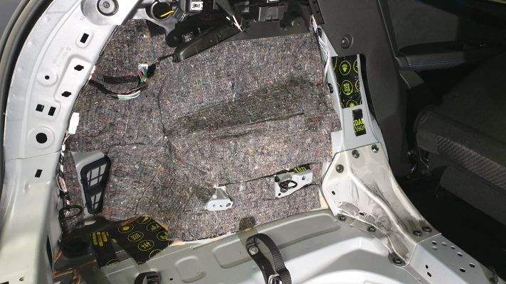 Renault Austral (2024) - komplet izolacija 6