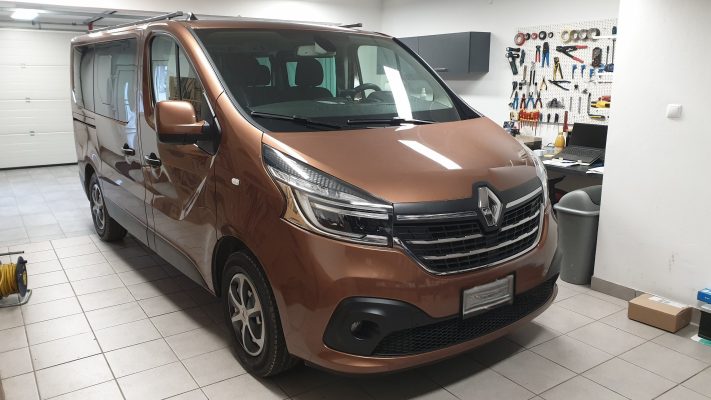 Renault Trafic (2019) - kamera LCD ogledalo 5inch 1