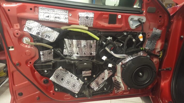 Mazda 6 (2016) - ojačevalec in nizkotonec Helix 5