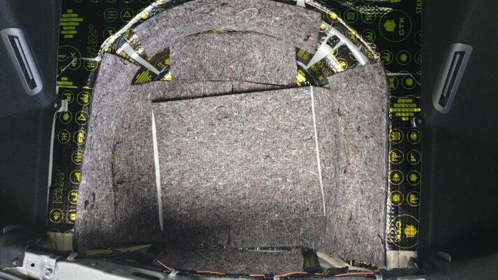 Toyota Corolla karavan (2022) - ojačevalec in nizkotonec Match 2