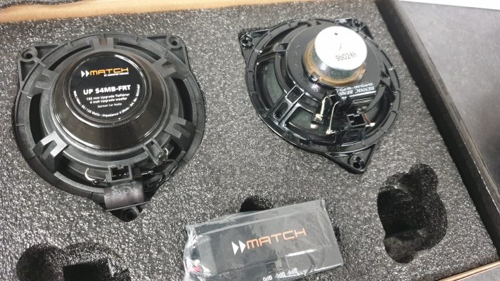 Mercedes GLC (2020) - kamera MBUX, Match spredaj, Helix U 10A 2