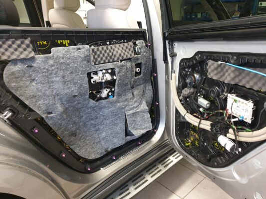 Mercedes GLS (2021) - Burmester Premium Upgrade 9