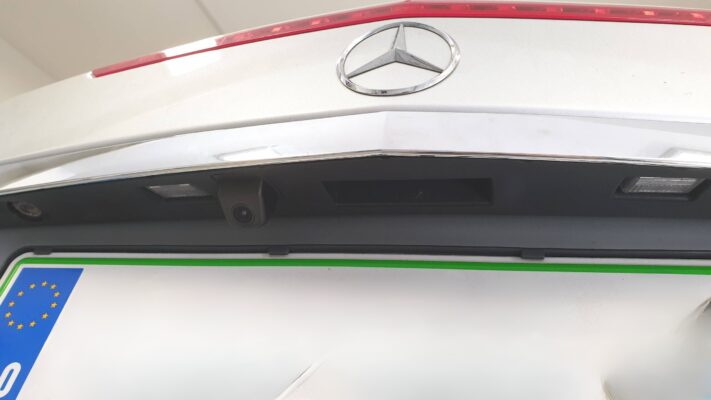 Mercedes E (2010) - kitajski zaslon in kamera 4
