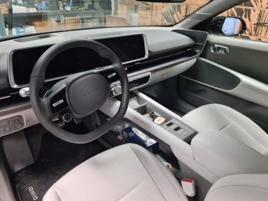 Hyundai Ioniq 6 (2025) – kompletna zvočna izolacija 20