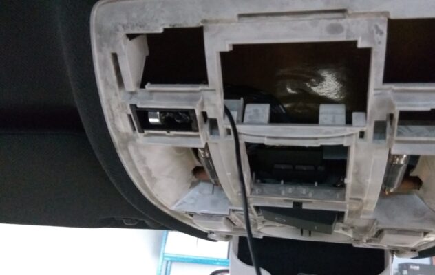 Audi A6 – vgradnja Bluetooth prostoročnega sistema Fiscon Pro 2